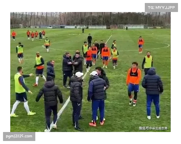 山东德比热身赛火药味十足:韩鹏与宋龙摩擦险些引发冲突